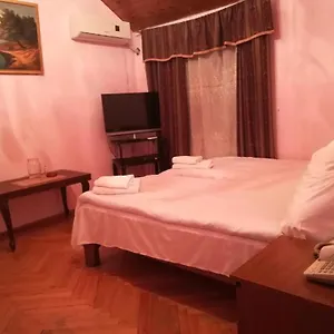 Отель Georgia ***
